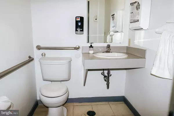 Bridgeton, NJ 08302,70 MANHEIM AVE #2