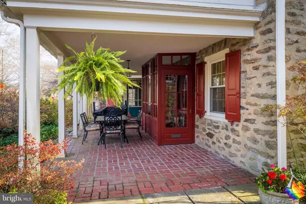 Philadelphia, PA 19119,7210 LINCOLN DR