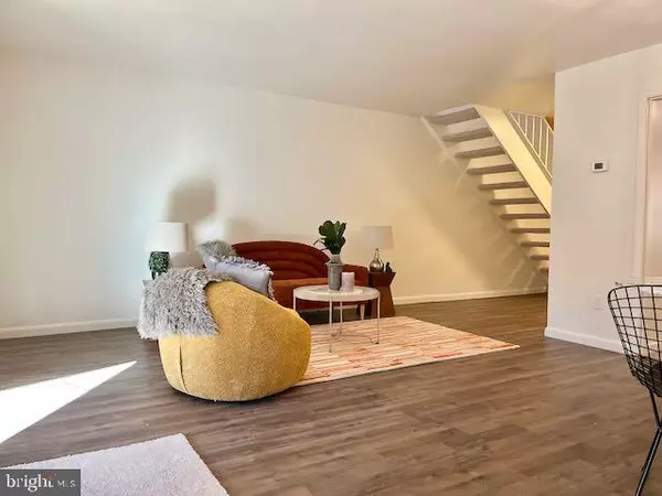 Reston, VA 20191,12157 CAPTIVA CT