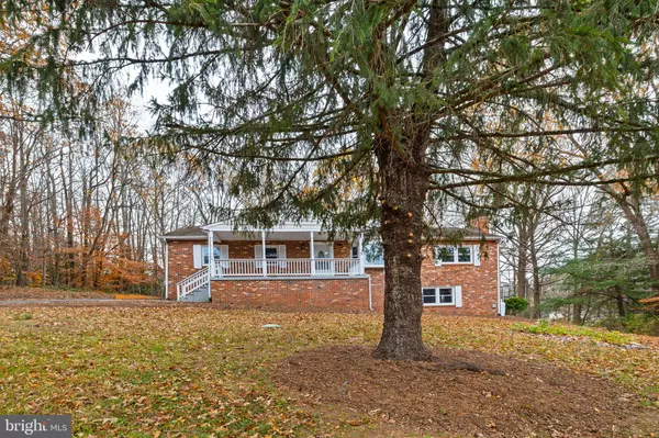 Stafford, VA 22554,16 INEZ WAY