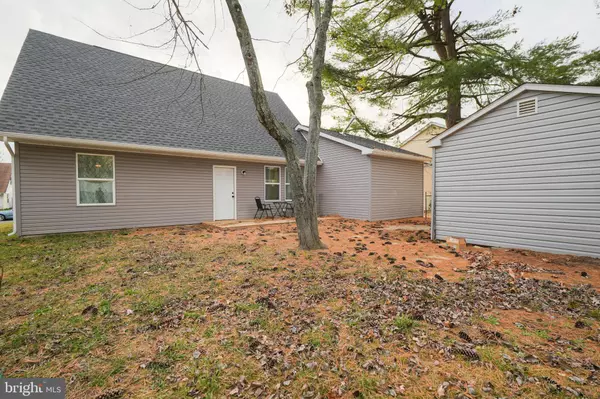 Willingboro, NJ 08046,21 BERKSHIRE LN