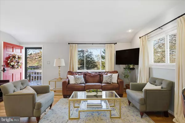 Falls Church, VA 22046,7203 ARTHUR DR