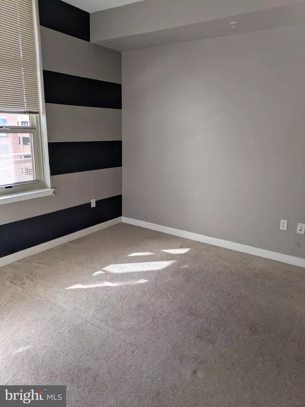 Oxon Hill, MD 20745,157 FLEET ST #711