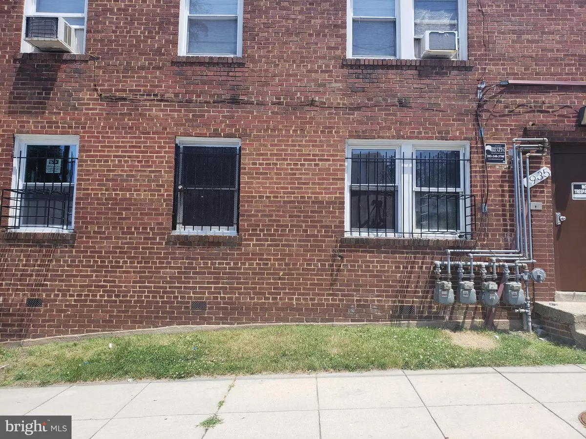 Washington, DC 20019,935 48TH PL NE