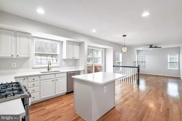 Leesburg, VA 20176,43160 BINKLEY CIR