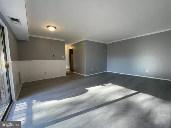 Alexandria, VA 22306,7997 AUDUBON AVE #303