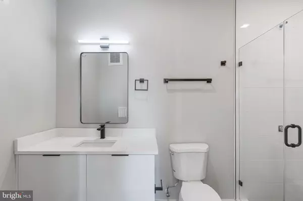 Washington, DC 20002,1358 FLORIDA AVE NE #207