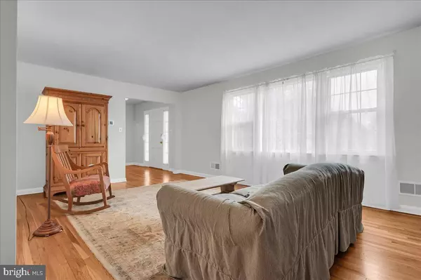 Wilmington, DE 19810,2303 MAGNOLIA DR