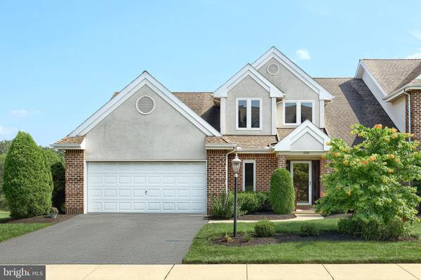 York, PA 17402,2764 FAIRWAY DR #2764