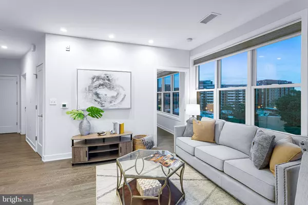 Washington, DC 20002,1350 MARYLAND AVE NE #205