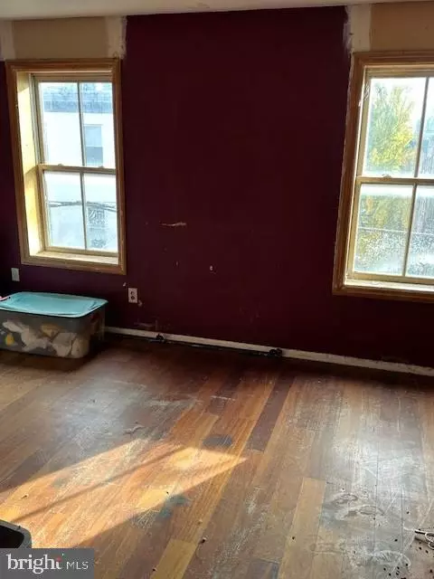 Philadelphia, PA 19130,1923 POPLAR ST