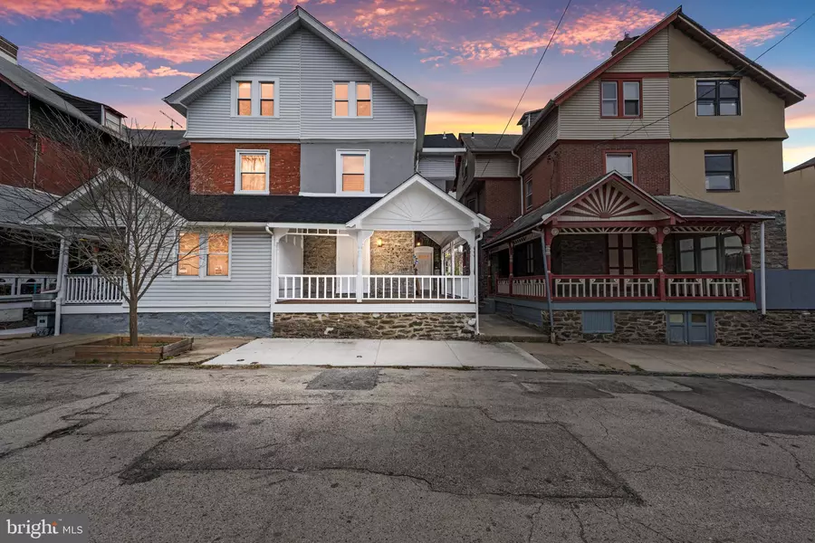 240 W EARLHAM TER, Philadelphia, PA 19144