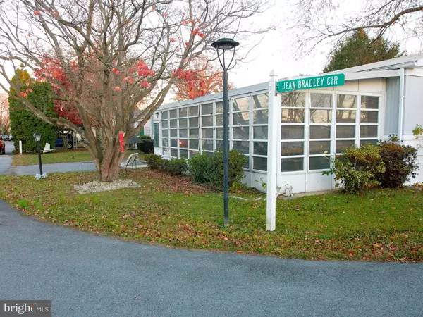 323 JEAN BRADLEY CIR #321, Frederica, DE 19946