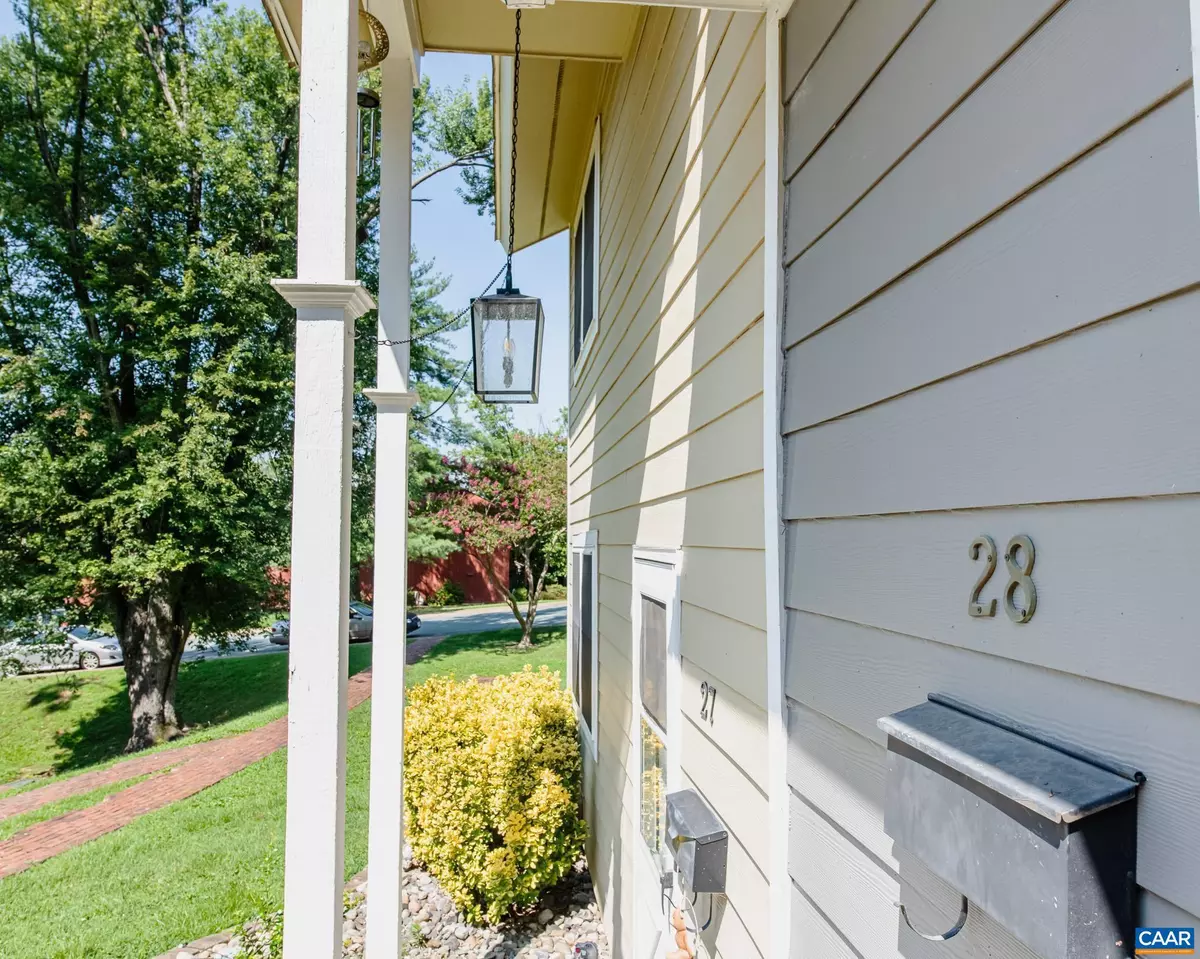 Charlottesville, VA 22901,28 WOODLAKE DR