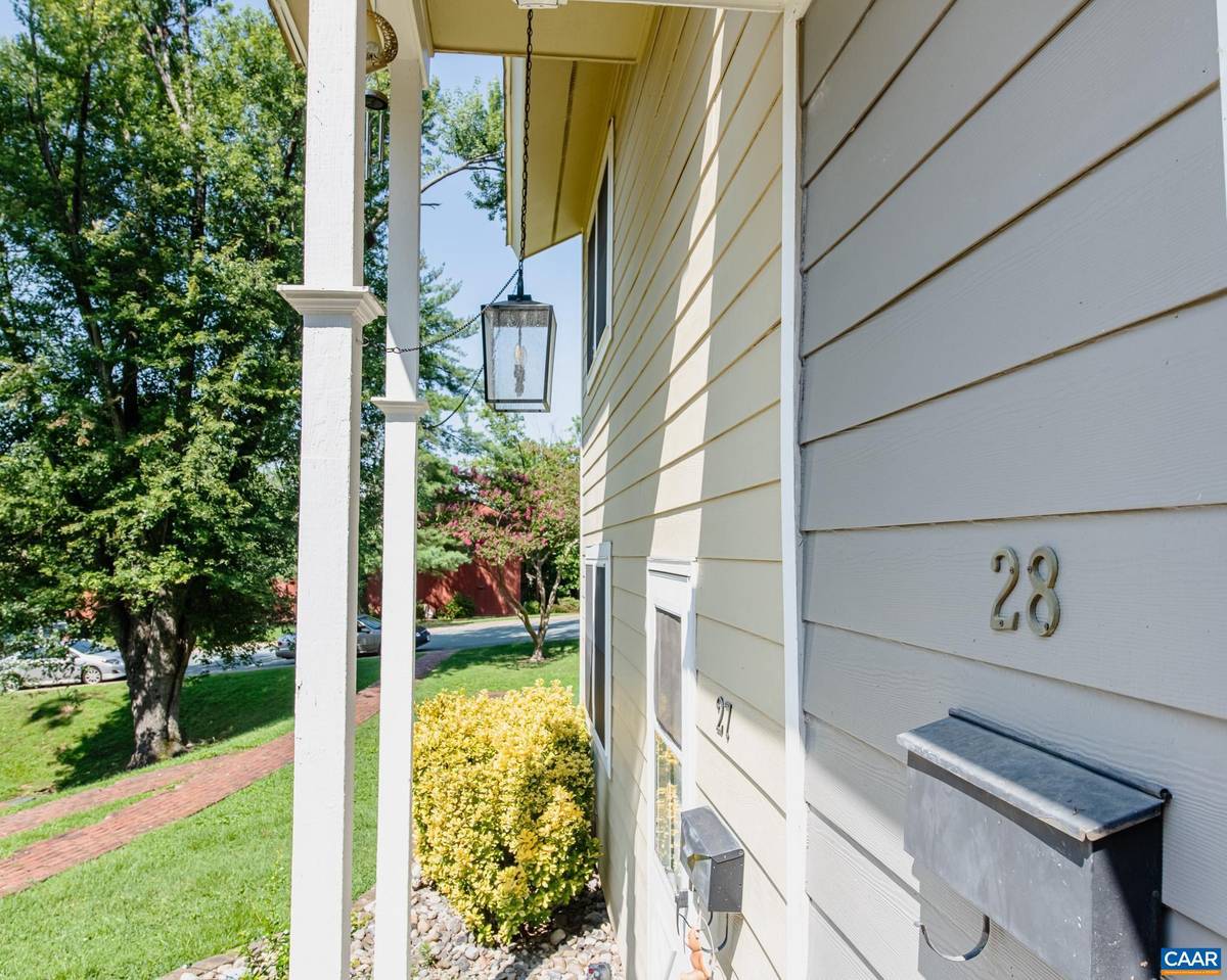 Charlottesville, VA 22901,28 WOODLAKE DR