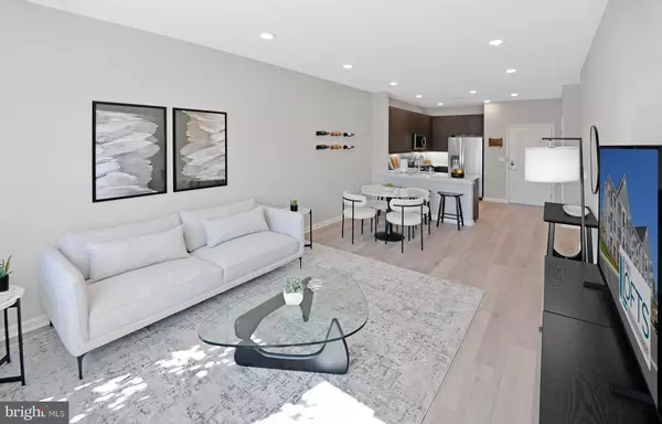 Blackwood, NJ 08012,513 BERKELEY LN