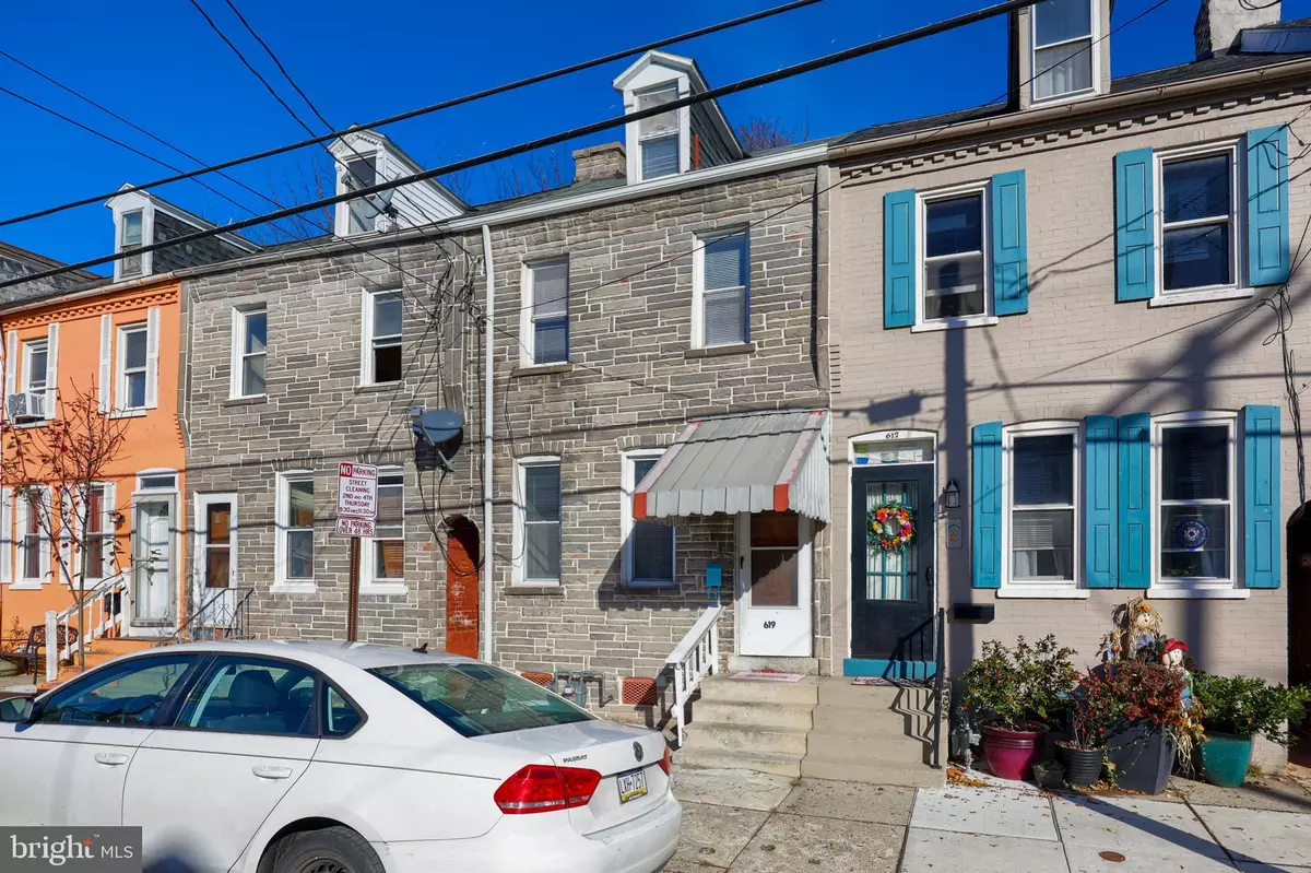 Lancaster, PA 17603,619 1ST ST