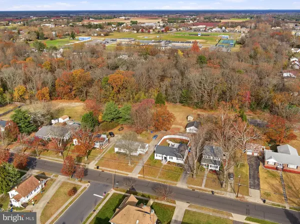 Hammonton, NJ 08037,301 N 4TH ST