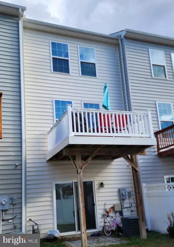 Fredericksburg, VA 22405,320 ROLLING VALLEY DR