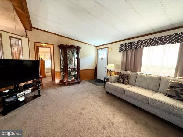 Buena, NJ 08310,443 PRISCILLA LN