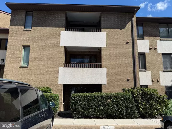 Herndon, VA 20170,531 FLORIDA AVE #104