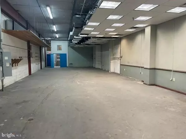 Gaithersburg, MD 20879,7615 RICKENBACKER #G