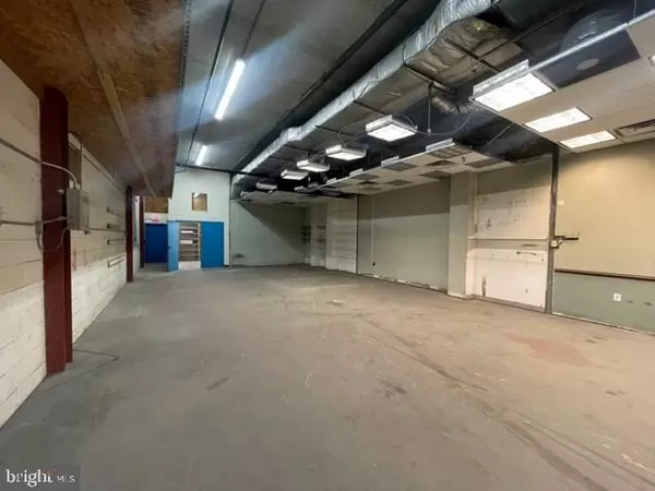 Gaithersburg, MD 20879,7615 RICKENBACKER #G