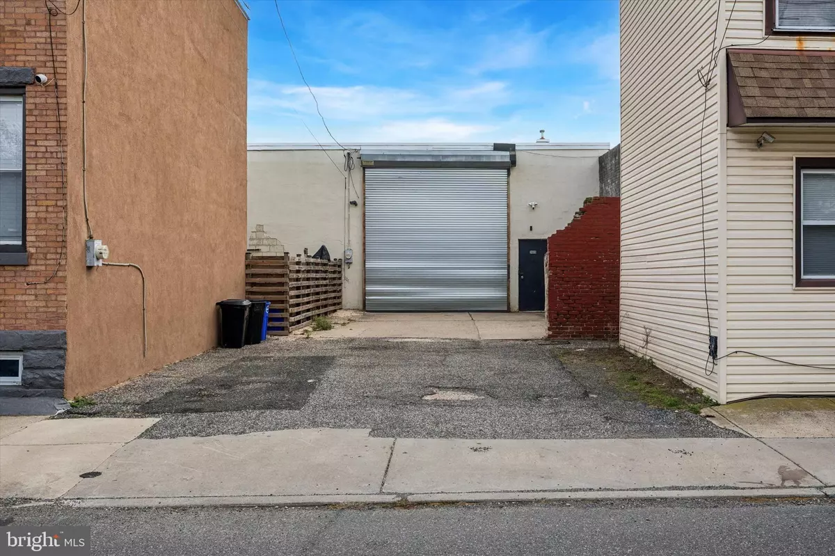 Philadelphia, PA 19134,3605 SALMON ST