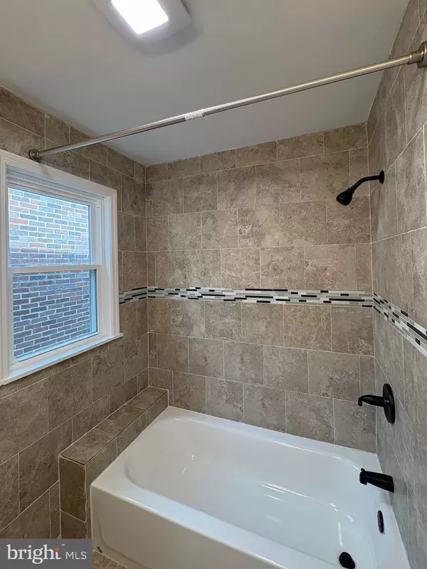 Reading, PA 19604,327 LINDEN ST