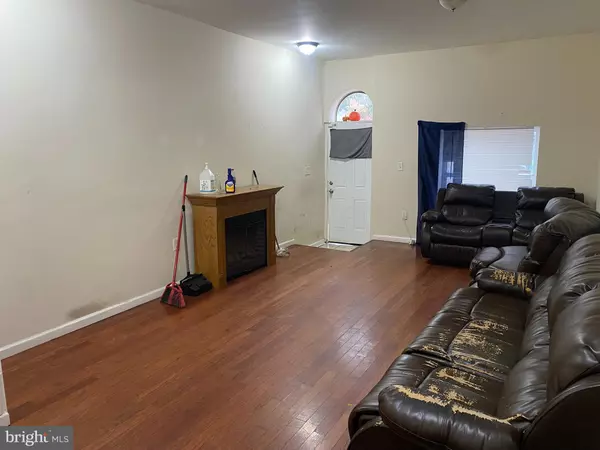 Baltimore, MD 21205,2316 E MADISON ST