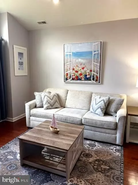 Williamstown, NJ 08094,404 VIRGIN ISLAND DR