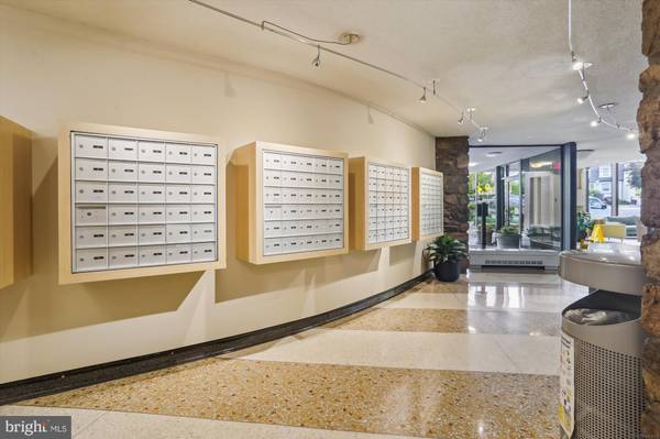 Chevy Chase, MD 20815,4242 EAST WEST HWY #307