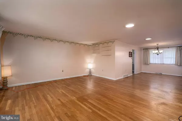 Camp Hill, PA 17011,514 SUSAN RD