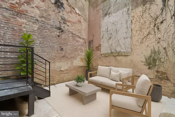 Philadelphia, PA 19130,1432 OGDEN ST #1