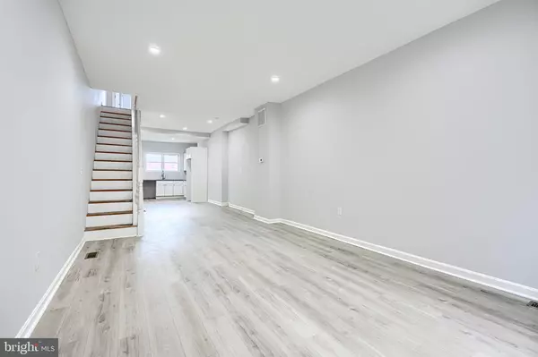 Baltimore, MD 21224,409 N LAKEWOOD AVE