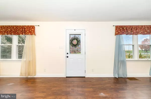 Palmyra, PA 17078,914 E CHERRY ST