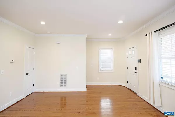 Charlottesville, VA 22902,202 LANKFORD AVE