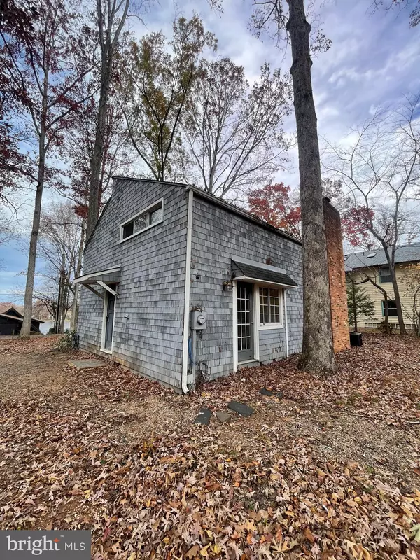 Locust Grove, VA 22508,227 BEACHSIDE CV