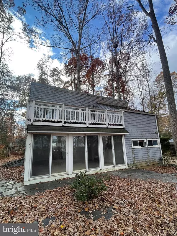 227 BEACHSIDE CV, Locust Grove, VA 22508