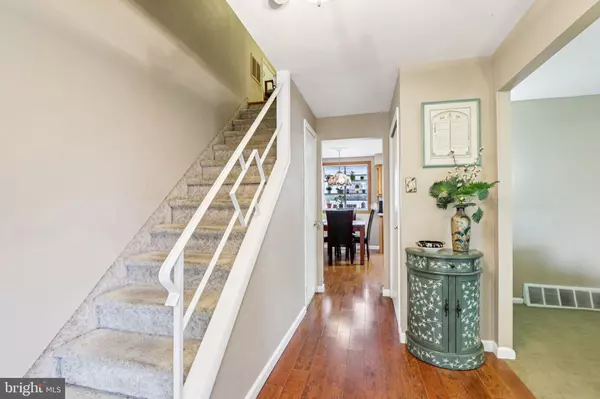 Cherry Hill, NJ 08034,917 DELAND AVE