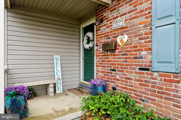 Cherry Hill, NJ 08034,917 DELAND AVE