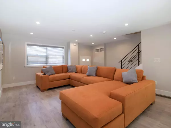 Philadelphia, PA 19123,522 PARRISH ST