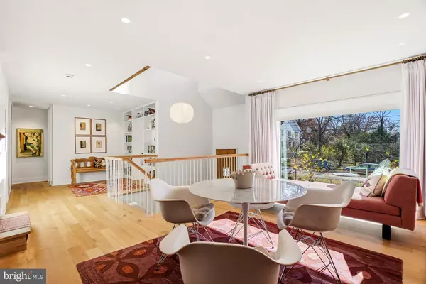 Bethesda, MD 20817,5619 OAKMONT AVE