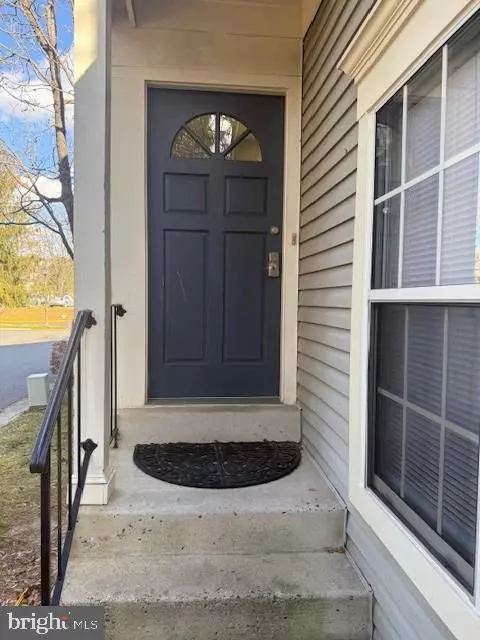 Gaithersburg, MD 20886,8812 DOWLING PARK PL