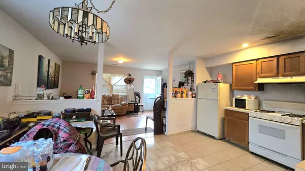 Philadelphia, PA 19111,200 ROBBINS ST