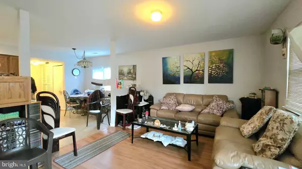 Philadelphia, PA 19111,200 ROBBINS ST