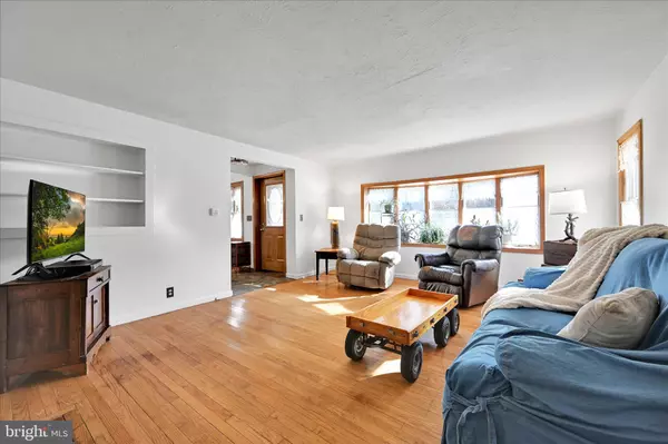 Jonestown, PA 17038,107 MOONSHINE RD