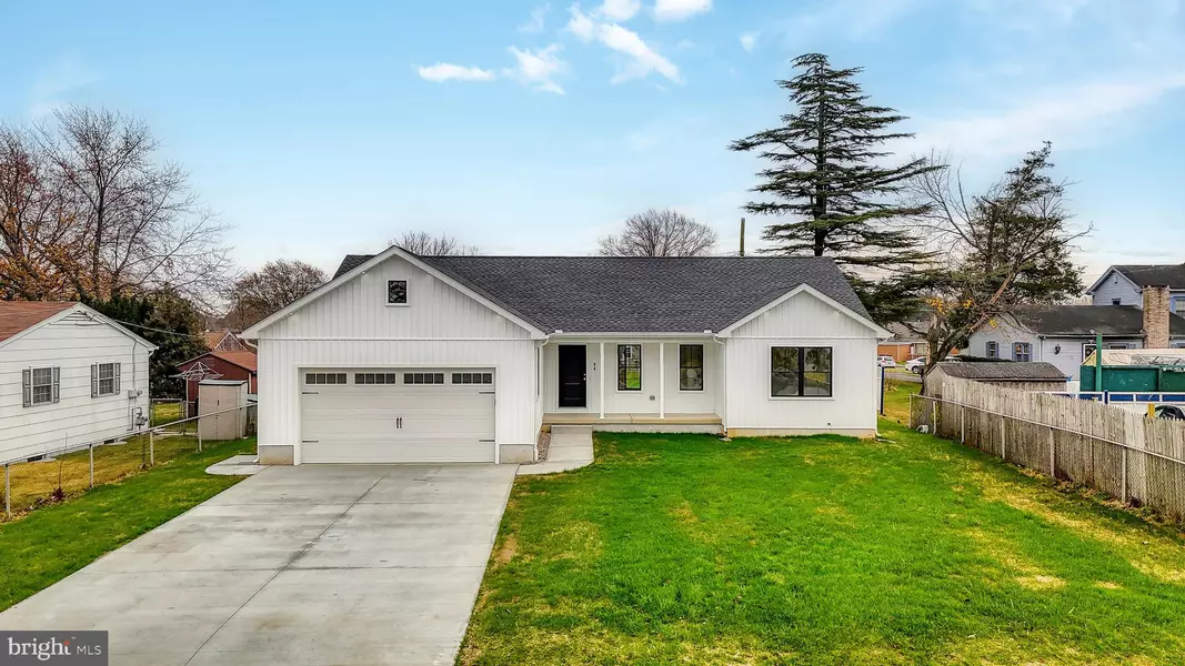 419 MULBERRY ST, Smyrna, DE 19977