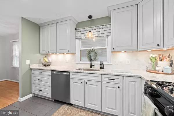 10306 GREENSIDE DR, Cockeysville, MD 21030