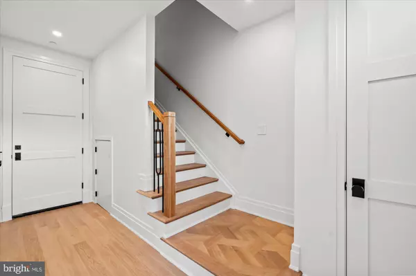 Alexandria, VA 22314,1328 CAMERON ST